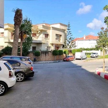 Nouvelle Appartement Climatise Pour Un Sejour De Top Tanger Exteriör bild