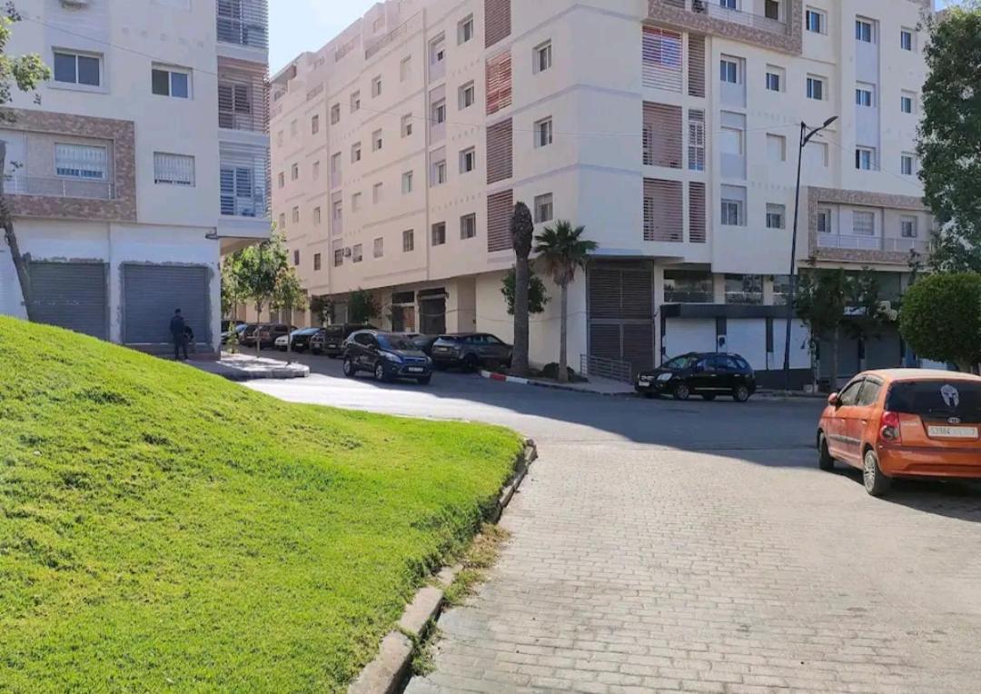 Nouvelle Appartement Climatise Pour Un Sejour De Top Tanger Exteriör bild
